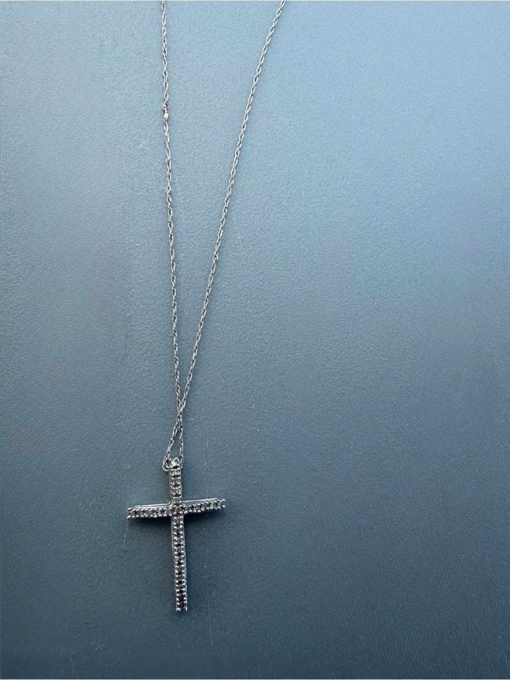 10k white gold necklace and pendant